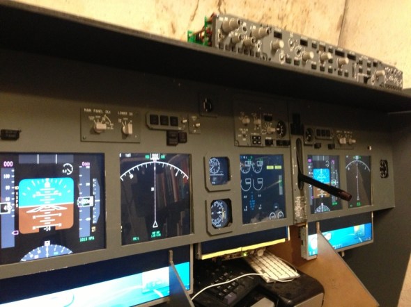 B737 Main instrument panel