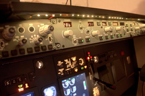 Autopilot and EFIS unit